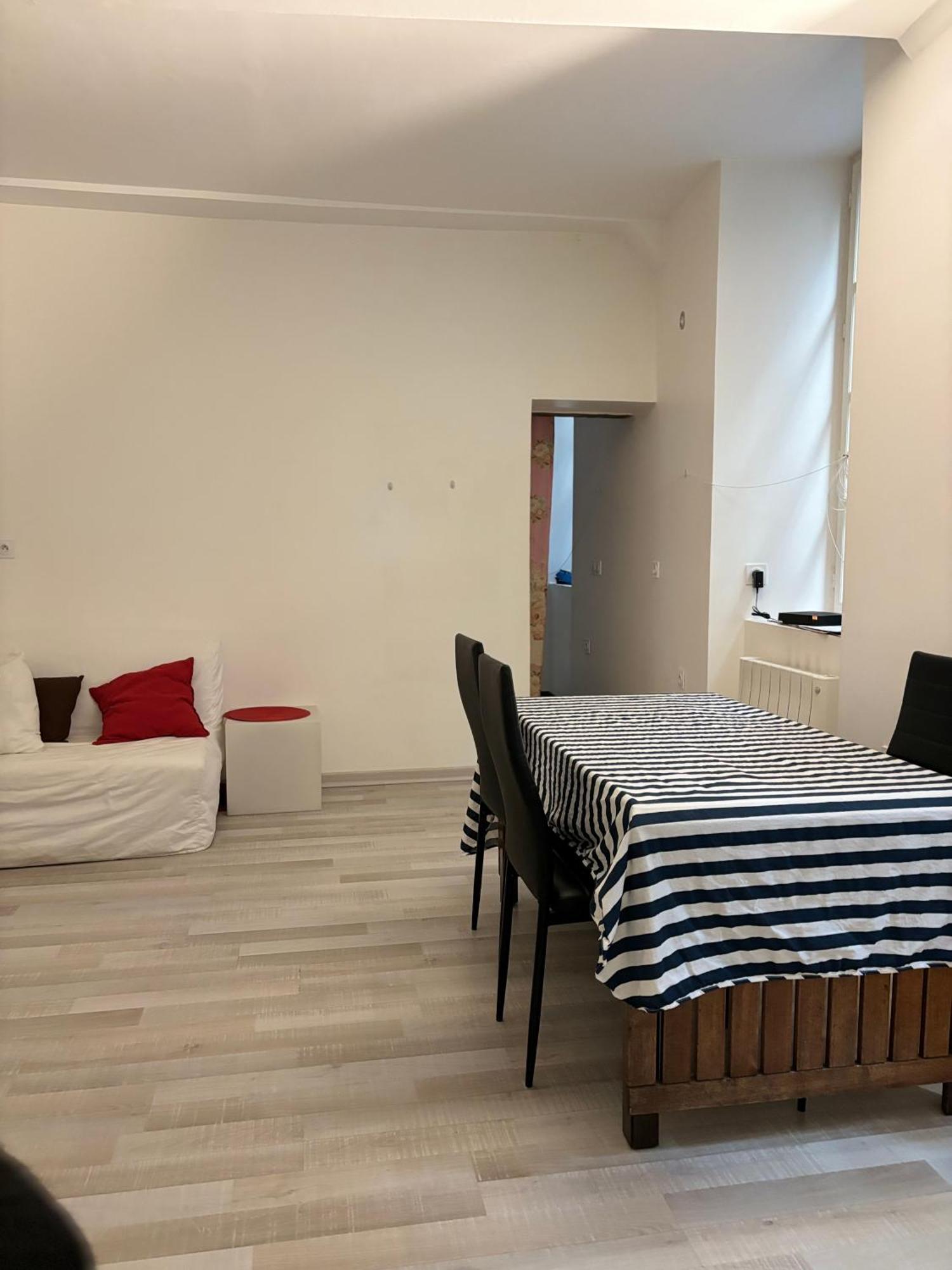 Moonlight Apartment Chambery Luaran gambar